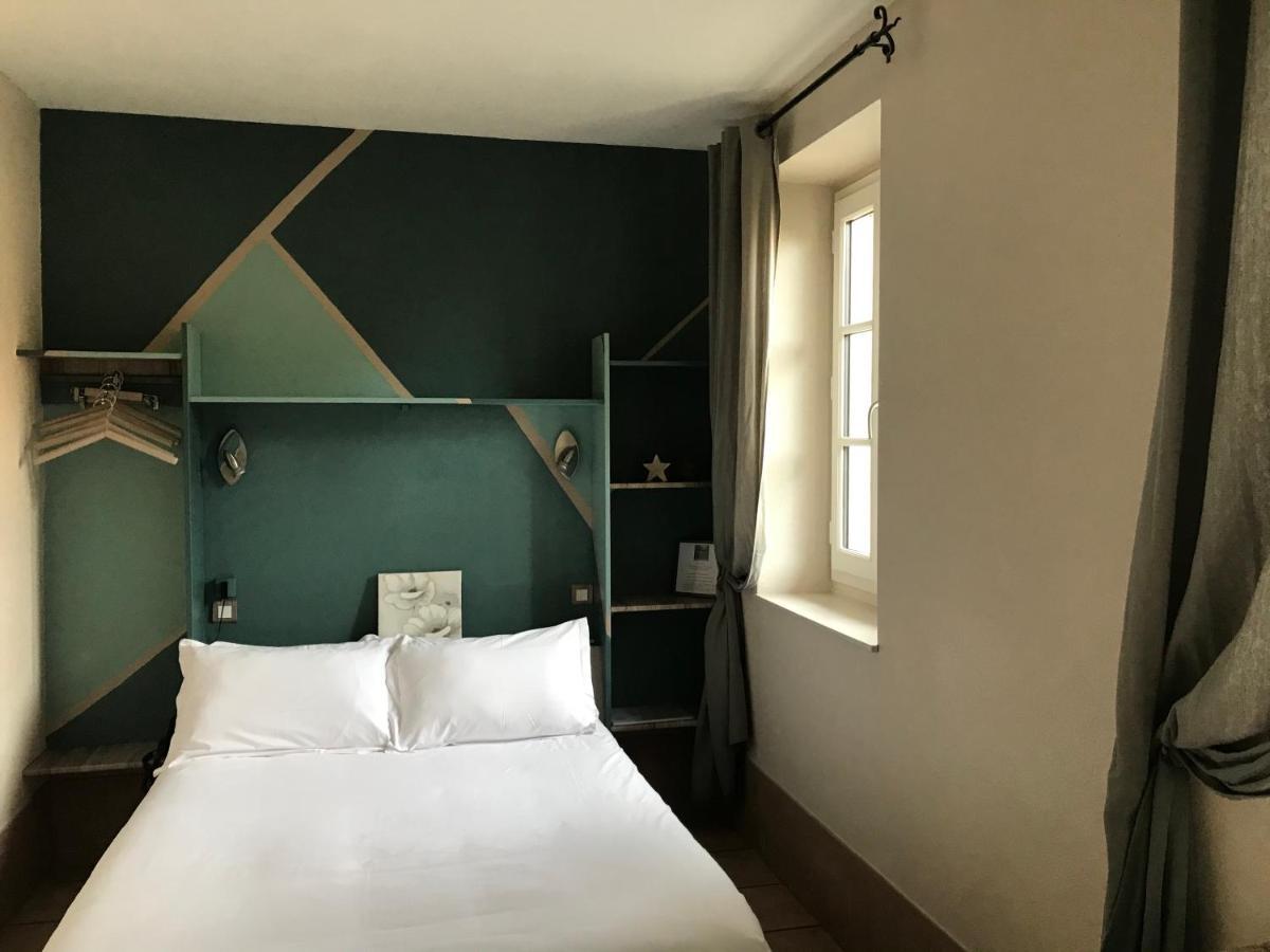 Hotel Des Bains Figeac Esterno foto